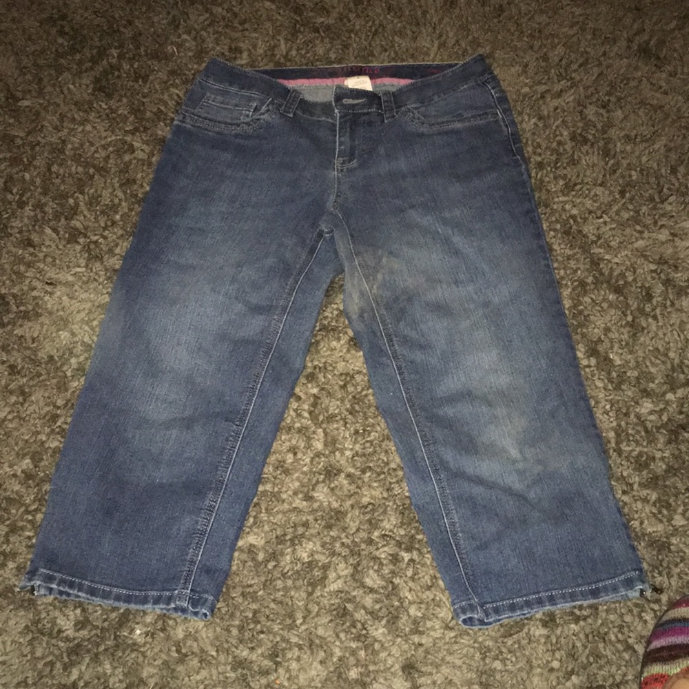 Sonoma size 4 jean capris